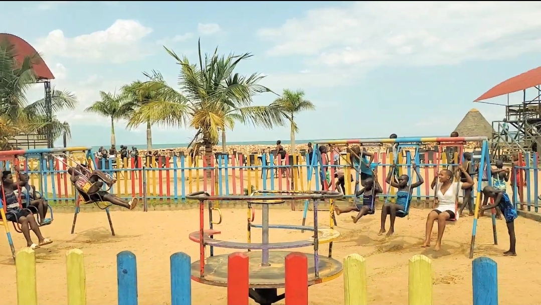swingin-1781032264.jpeg